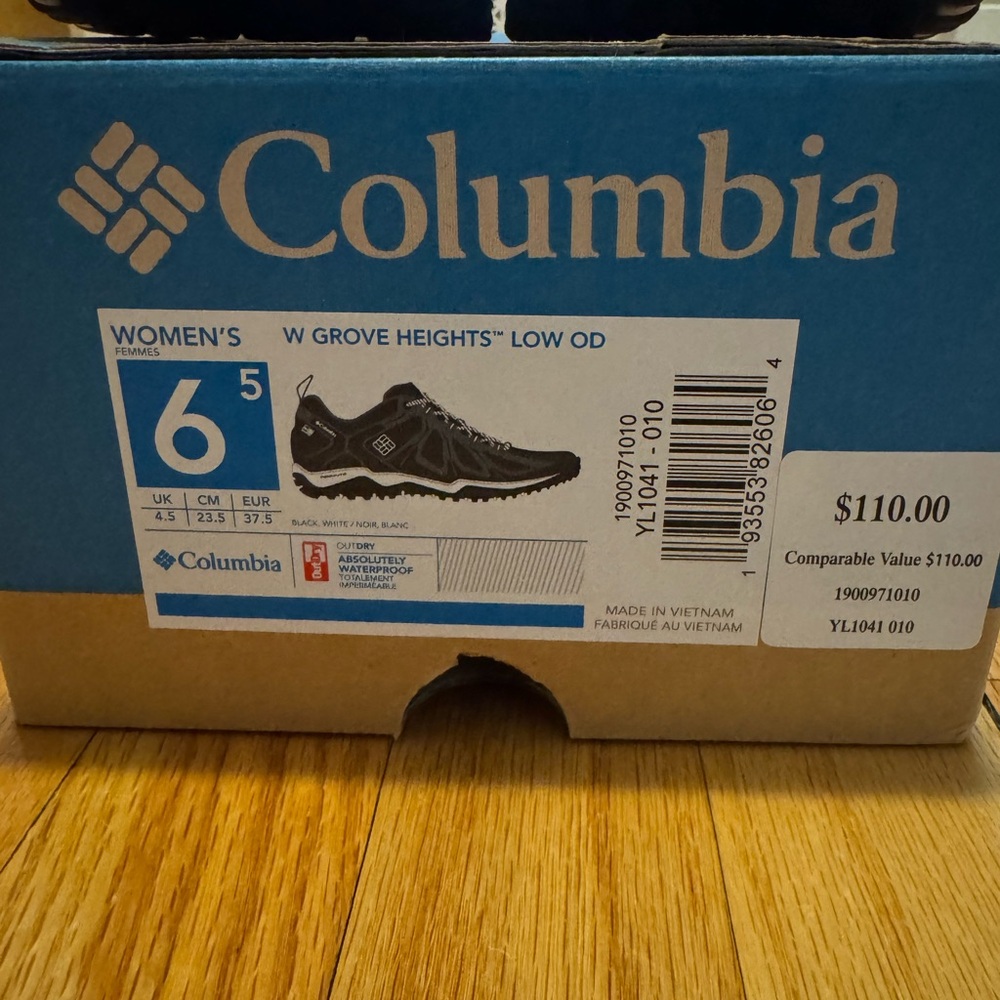 Columbia Women's W Grove Heights Low OD Trail Shoes - Black- LIKE NEW!